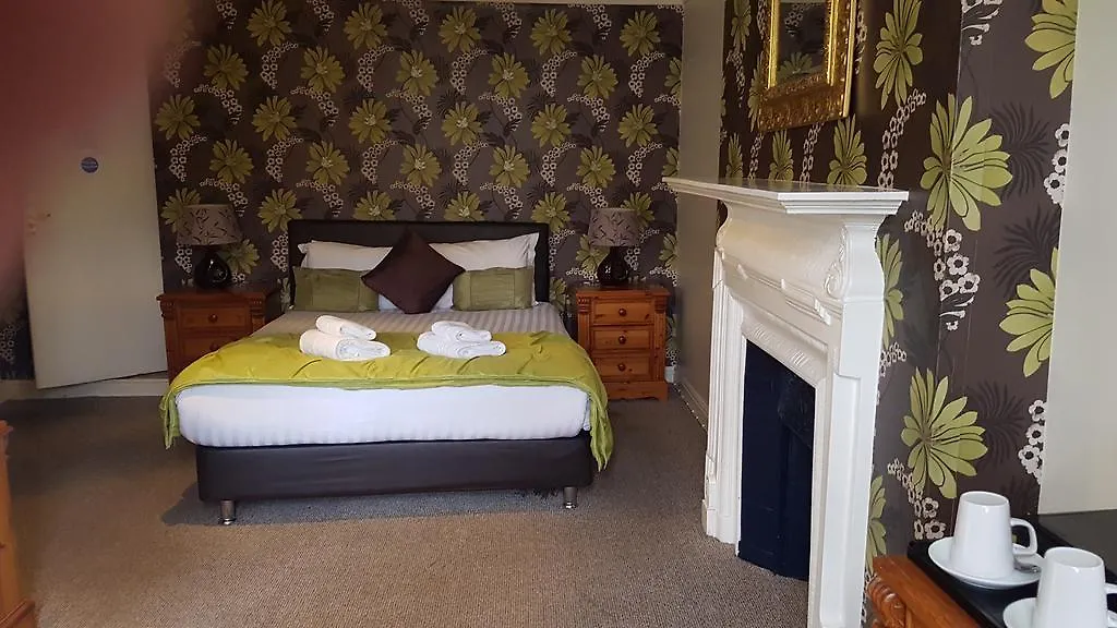 Black Bull Northallerton 2*,  United Kingdom